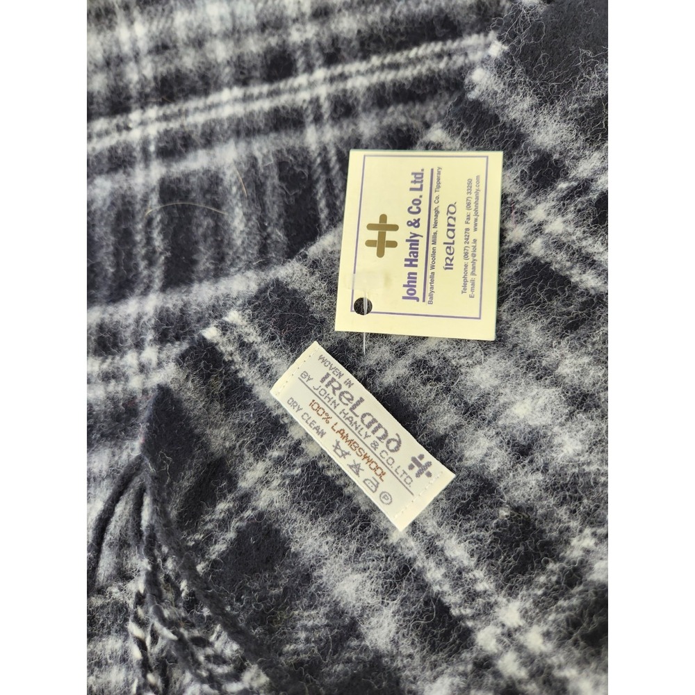 NWT John Hanly & Co Woven in Ireland 100% Lambswool Scarf Black Plaid Fringe - Picture 4 of 11